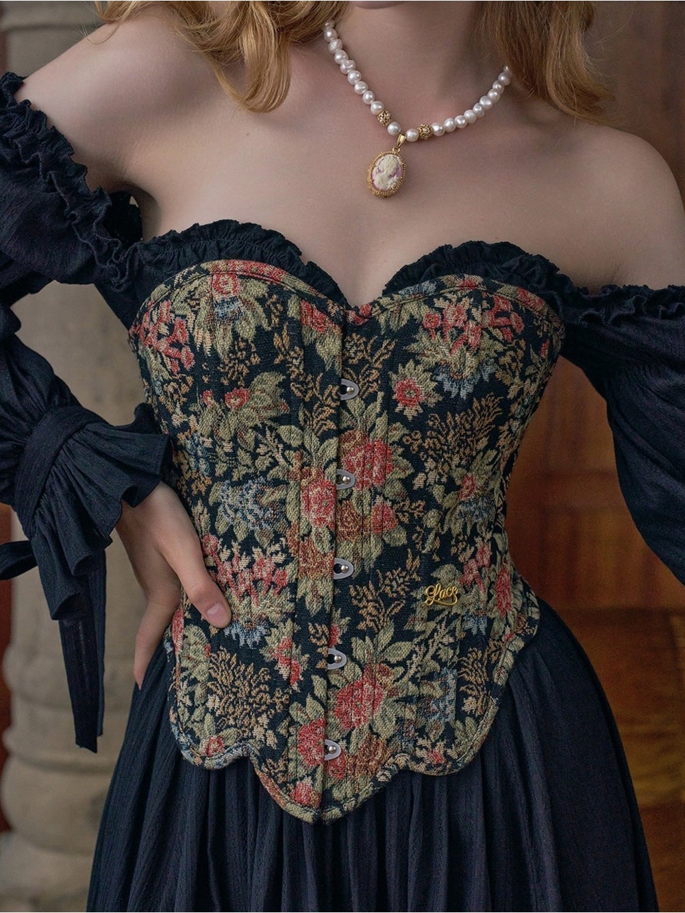 Lacemade flower and mirror corset size L never worn tags removed